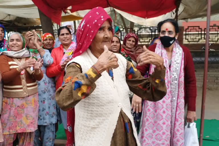 Hisar elderly women protest