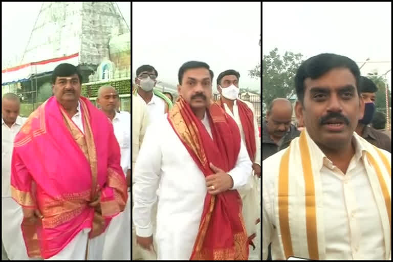 vips at tirumala darshan