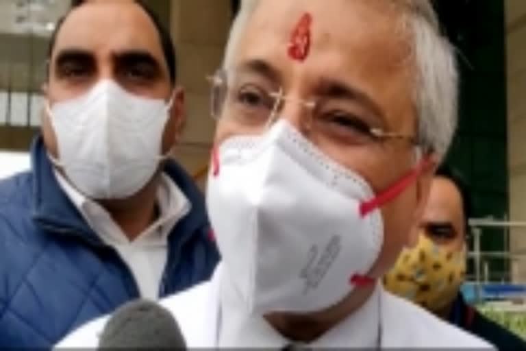 AIIMS director Randeep Guleria