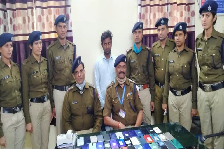 rpf arrested man with 63 smartphones in chaibasa