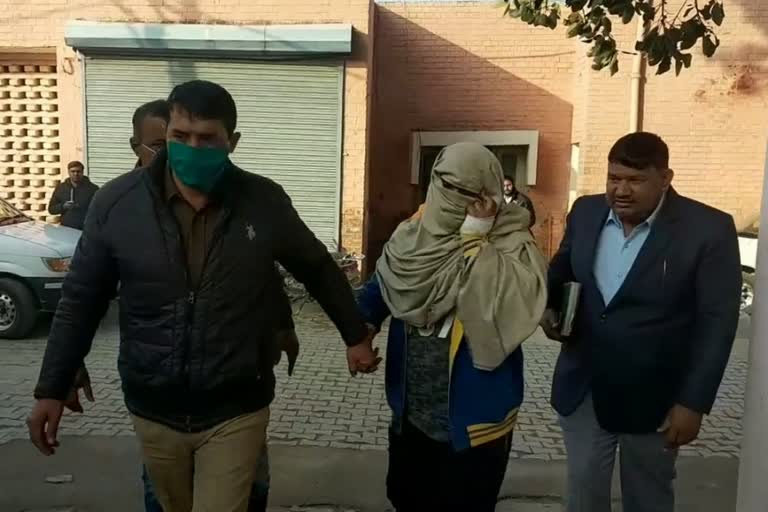 tohana lawyer wife murder accused arrested