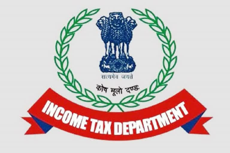 Income Tax raids underway at 28 premises of evangelist Paul Dhinakaran in Tamil Nadu, over alleged tax evasion. The premises include Karunya Institute of Technology and Sciences, and Jesus Calls ministry. More details awaited.