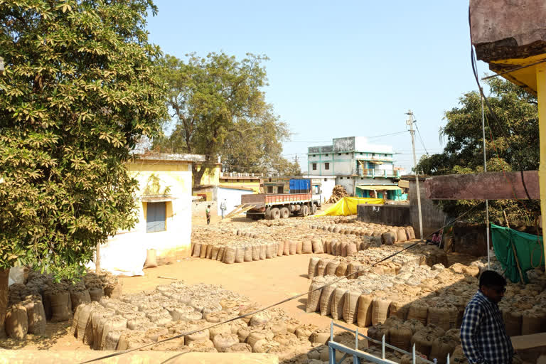 problem-of-paddy-transporting-in-dhamtari-district