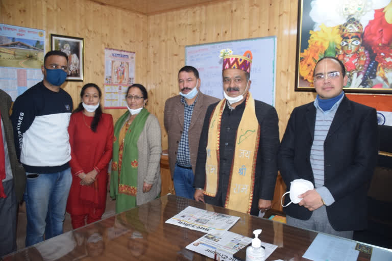 Three BJP councilors took Oath in SDM office In Kullu