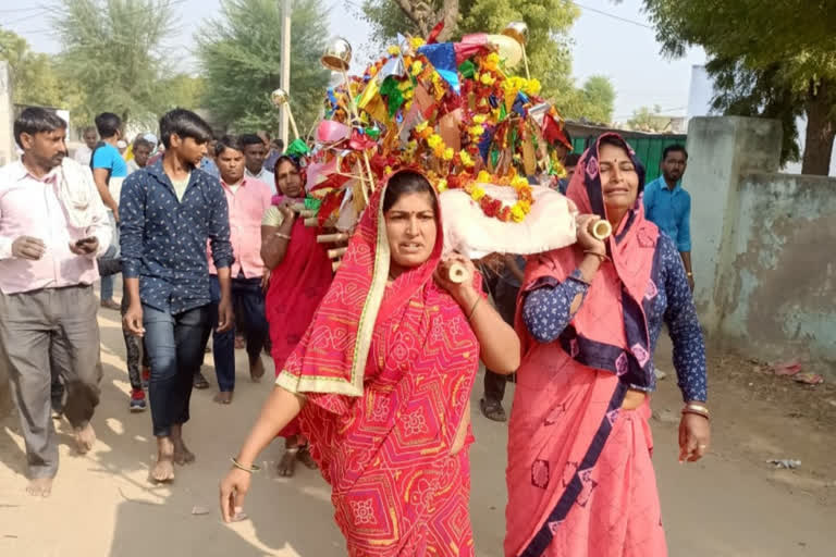 ପୁଅ ମନା କରିବାରୁ ନାତୁଣୀମାନେ କଲେ ଜେଜେଙ୍କ ଅନ୍ତିମ ସଂସ୍କାର