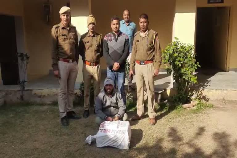 criminal arrested in dholpur, dholpur illegal liquor smuggling