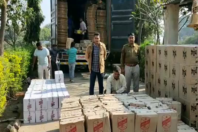 सिरोही अवैध शराब परिवहन मामला,  सिरोही शराब तस्कर रिमांड पर,  Sirohi illegal liquor case,  Sirohi Abroad Rico Police Action,  Sirohi Liquor Delivery Case,  Sirohi illegal liquor transport case