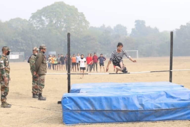 महिला सैन्य पुलिस भर्ती.