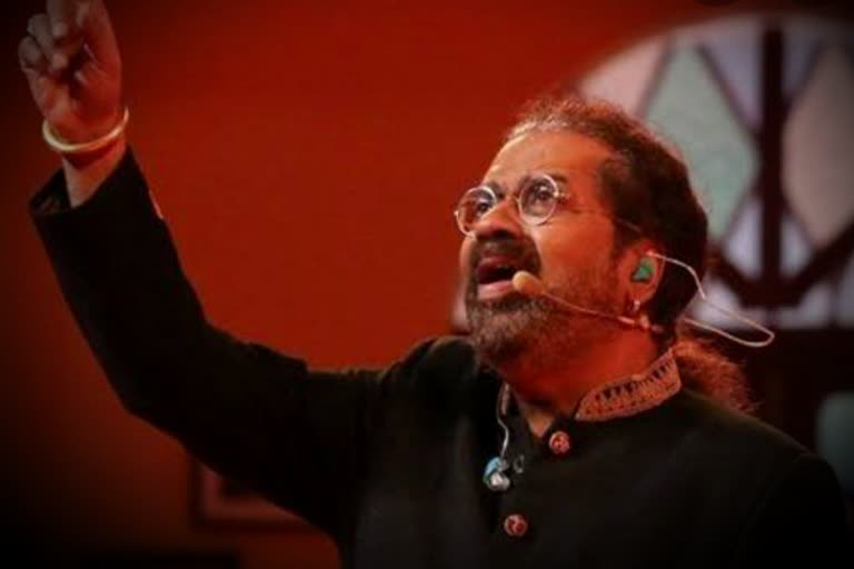 singer hariharan,  singer hariharan diamond necklace lost