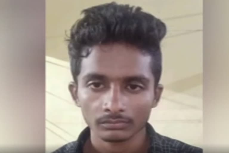 பெண்ணை மிரட்டிய வாலிபர் கைது  Youth arrested for threatening young woman for one lakh rupees  Youth arrested for threatening young woman  இளம்பெண்ணுக்கு மிரட்டல்  பணம் கேட்டு இளம் பெண்ணுக்கு மிரட்டல்  Youth arrested for threatening woman  Intimidation of a young woman asking for money