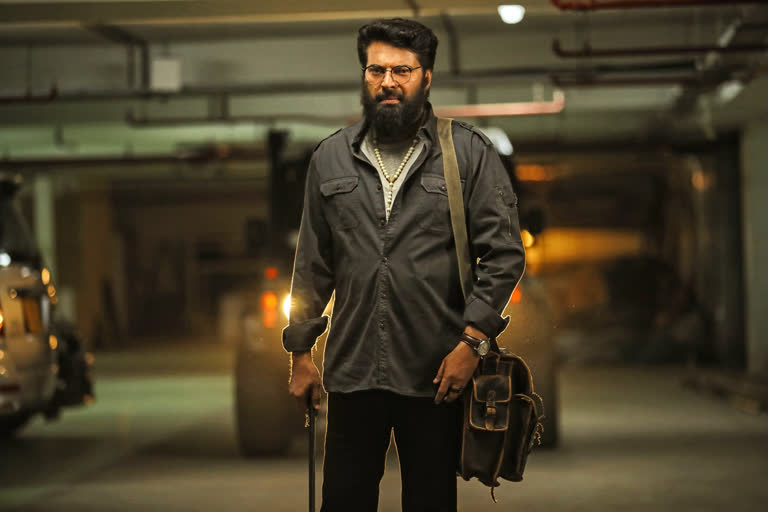 mammootty new still from upcoming new movie the priest  new movie the priest  new movie the priest news  mammootty new still  മലയാള സിനിമ ദി പ്രീസ്റ്റ്  ദി പ്രീസ്റ്റ് സിനിമ  ദി പ്രീസ്റ്റ് സിനിമ വാര്‍ത്തകള്‍  ദി പ്രീസ്റ്റ് മമ്മൂട്ടി