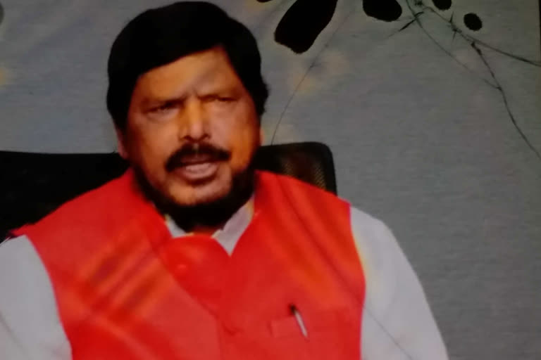 ramdas athawale on farmers agitation and cm uddhav thackeray sharad pawar