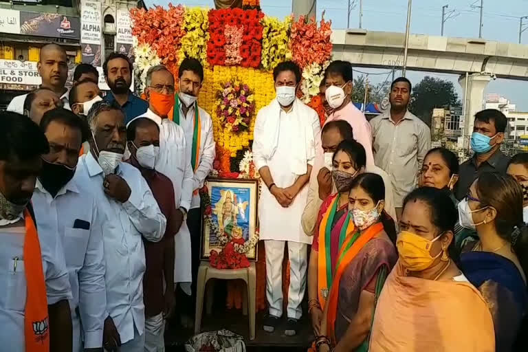 union-minister-kishan-reddy-tribute-to-netaji-subhash-chandra-bose-on-his-birth-anniversary-at-secunderabad-in-hyderabad