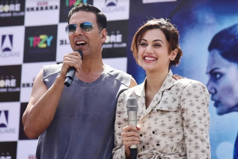 Baby clocks 6 years: Akshay proud of Taapsee's 'onwards and upwards' journey