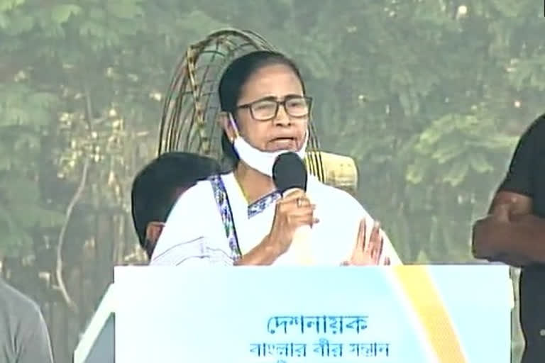 India should have four rotating capitals including Kolkata, says Mamata