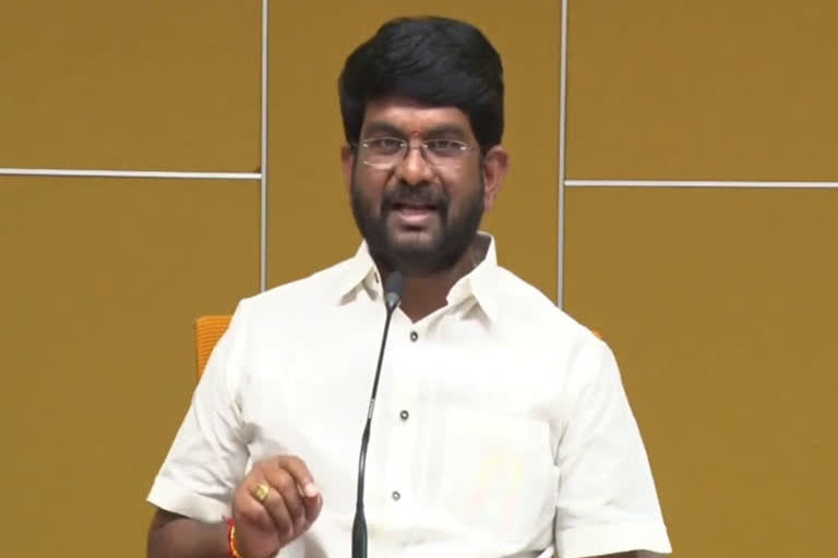 tdp mlc manthena satyanarayana raju fires on govt and police about filing a rape case against student leaders