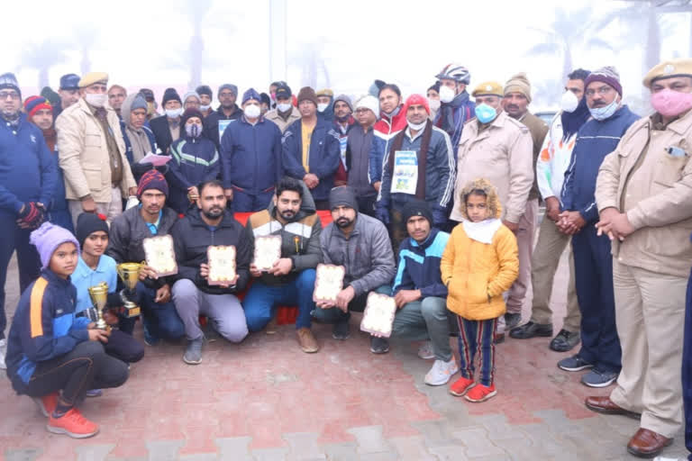 Marathon race cycle rally in Hanumangarh, हनुमानगढ़ में मैराथन साईकिल रैली का आयोजन