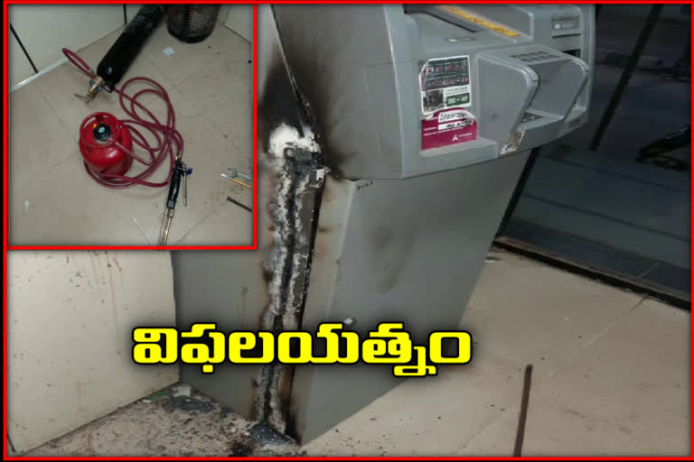 two-thiefs-attempted-atm-theft-in-sangareddy-district