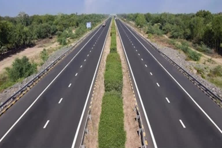 UP becomes first state to have 2 airstrips on expressways for landing, take-off of fighter planes