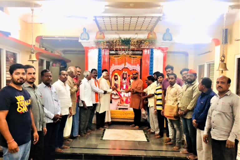 hundi income Donated ayodhya Rama Mandir construction