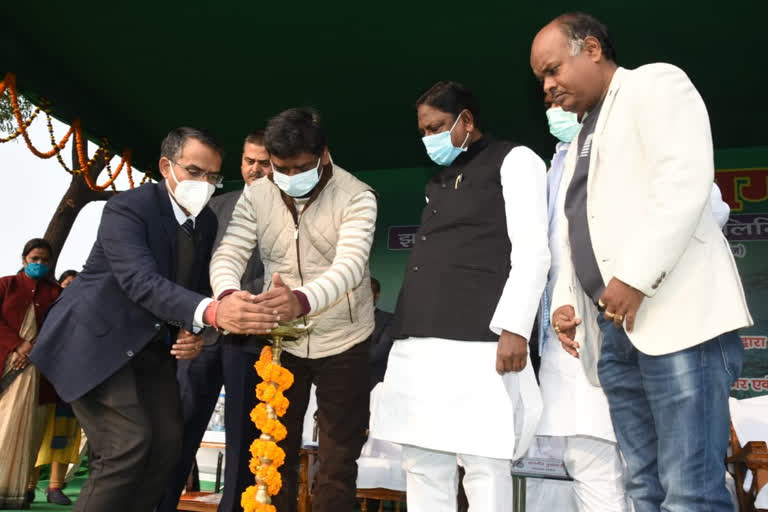 cm laid foundation stone of power grid in sahibganj