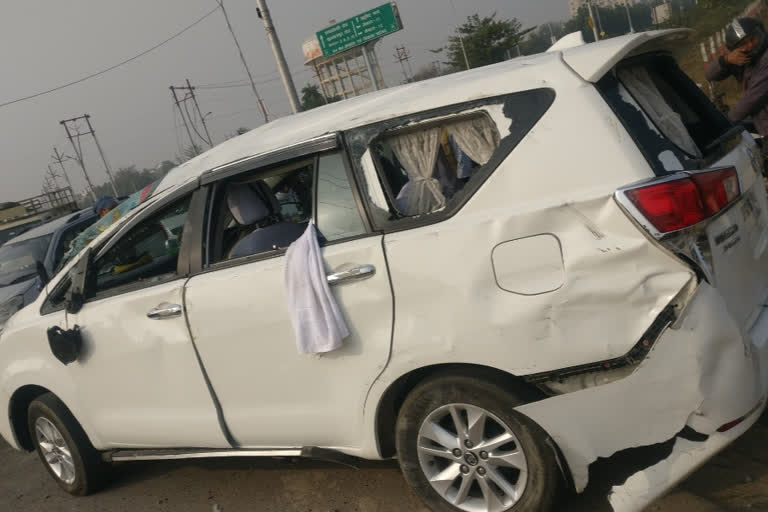 adg traffic car accident in lucknow