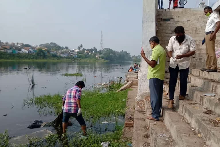 2 நாட்களாக காணாமல் போன மூதாட்டி : ஆற்றில் சடலமாக மீட்பு