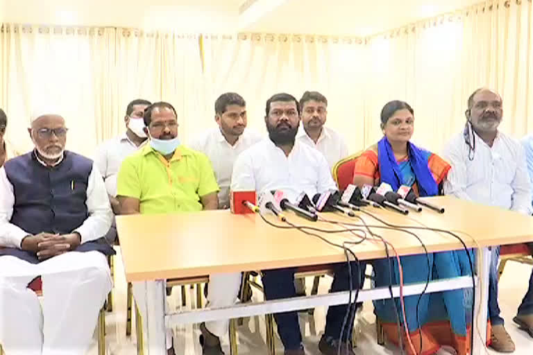 We will unite the public associations and see the end of the BJP says gajjela kantham