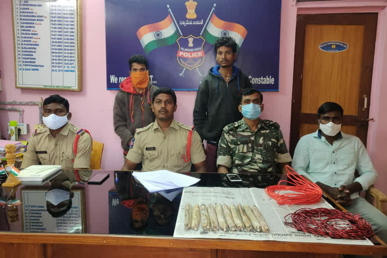 two-maoists-arrested-in-charla-zone-in-bhadradri-kothagudem-district