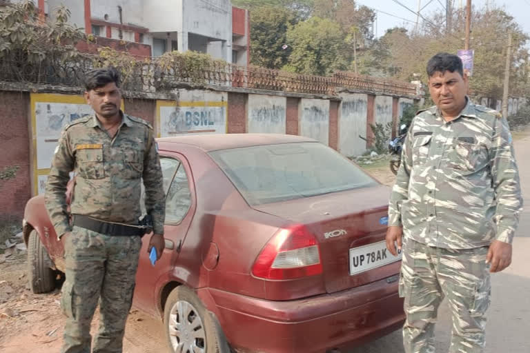 7-cases-illicit-liquor-recovered-from-car-near-in-giridih