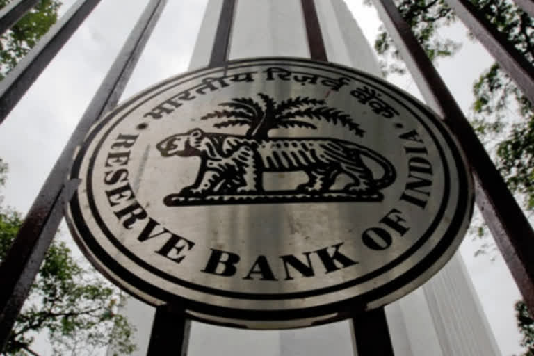 With regard to reports in certain sections of media on withdrawal of old series of Rs100, Rs10 & Rs5 banknotes from circulation in near future, it is clarified that such reports are incorrect: Reserve Bank of India