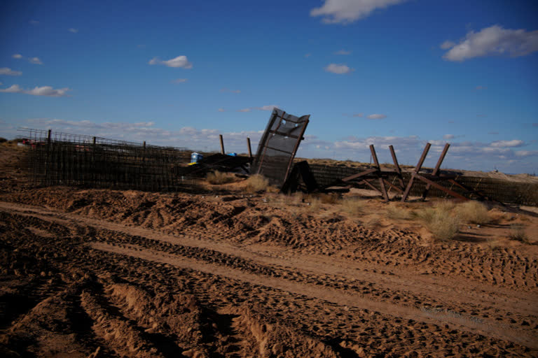 burned bodies found near Mexico US border town  Mexico US border  bodies found near Mexico US border  violence in Mexico  Mexico latest news  bodies found in Mexico  മെക്‌സിക്കോ-അമേരിക്ക അതിർത്തി  കാമർഗോ  പൊള്ളലേറ്റ മൃതദേഹങ്ങൾ കണ്ടെത്തി