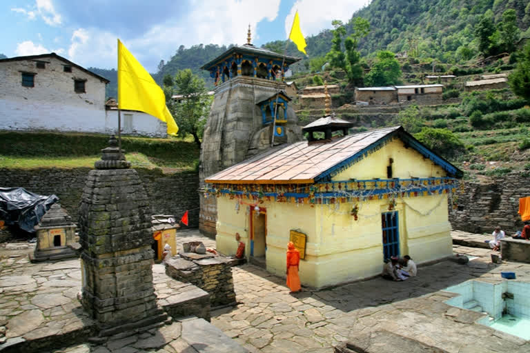 Triyuginarayan temple