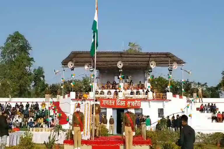 Flag hoisting program in Jhalawar, झालावाड़ में ध्वजारोहण कार्यक्रम का शुभारंभ