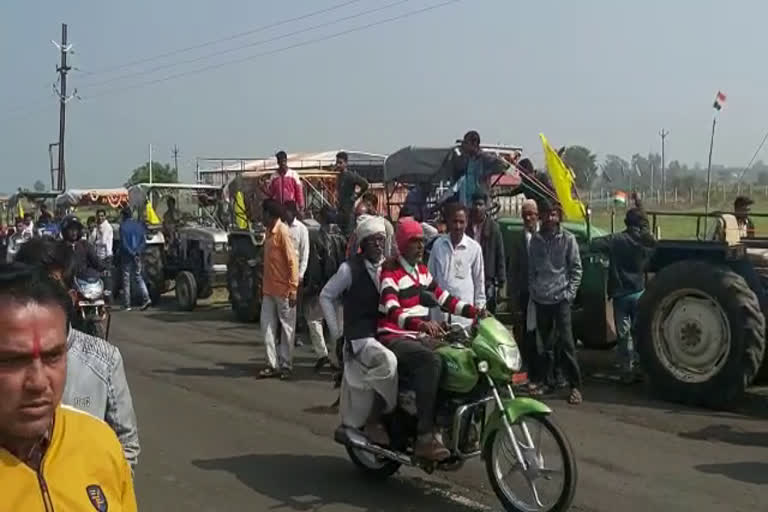 Tricolor rally