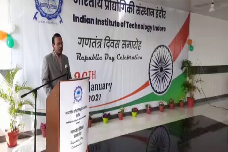 students joined online during republic day celebration