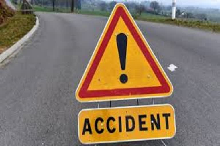 Khandwa Road Accident