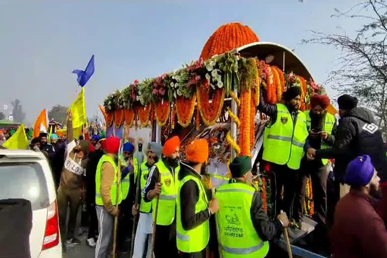 singhu border farmer tractor rally