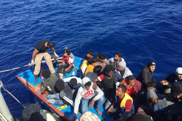 'Over 450 illegal migrants rescued off Libyan coast in a week'