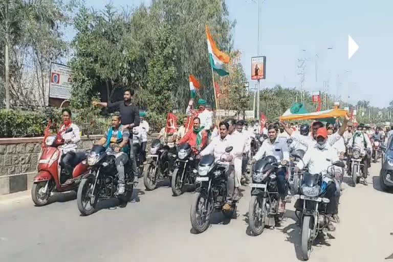 vehicle rally in hyderabad in support of farmers in delhi