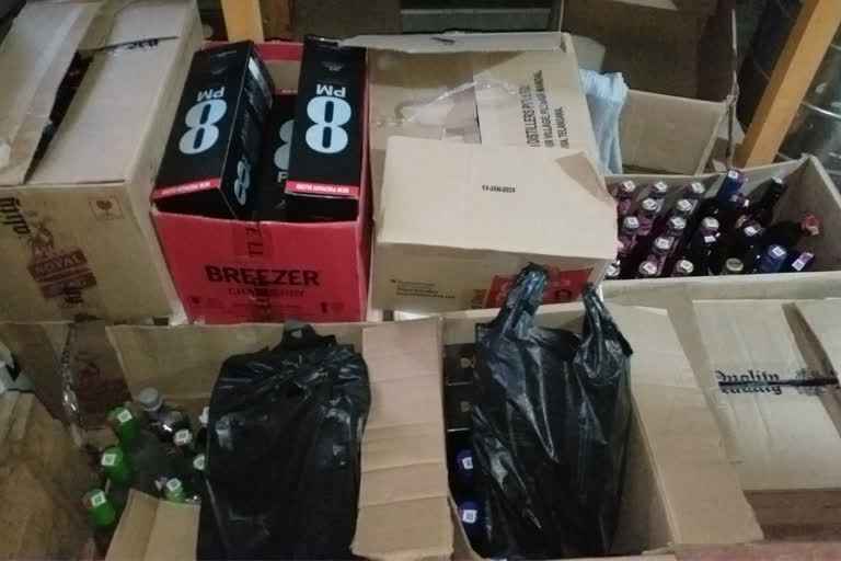 Excise Police raided belt shops selling liquor illegally