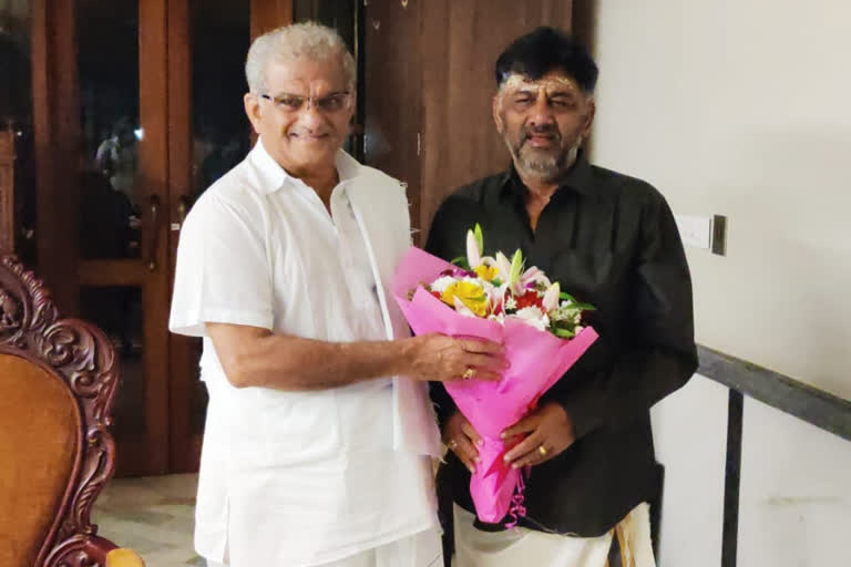 D.K Shivakumar visits Dharmasthala