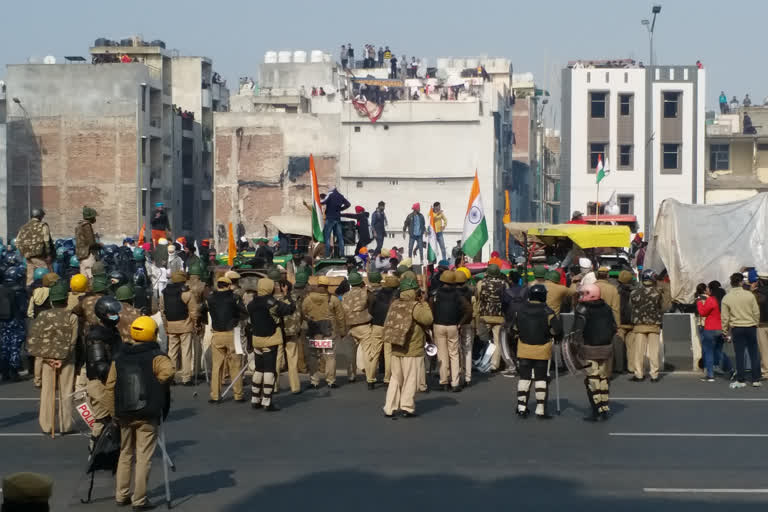 delhi police on violence in farmers tractor rally