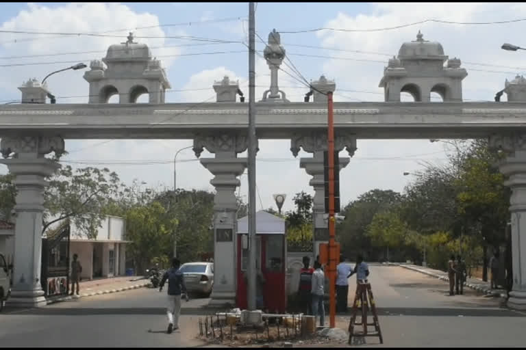 மதுரை அரசு ராஜாஜி மருத்துவமனையில் தோல் சேகரிப்பு வங்கி முழு நவீன வசதிகளுடன் விரைவாக உருவாக்க கோரிய வழக்கு...