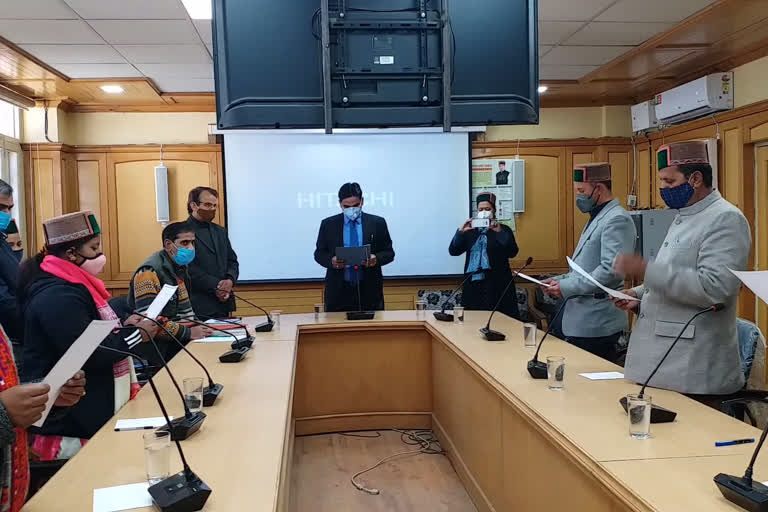 9 Zila Parishad members of Kinnaur took oath in DC Office