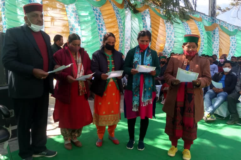 Principal and Deputy Principal taking oath