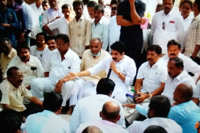 mla karanam dharmasri meet with rolugunta ycp leaders