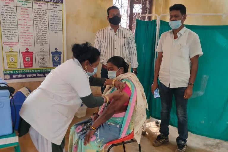 2 thousand 158 Corona Warriors vaccinated in Bastar