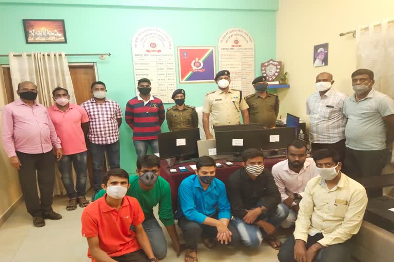 ten-accused-arrested-in-railway-ticket-booking-by-using-fake-id-case