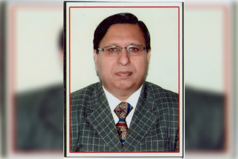 MP High Court Judge, Justice Sunil Kumar Awasthi resigns